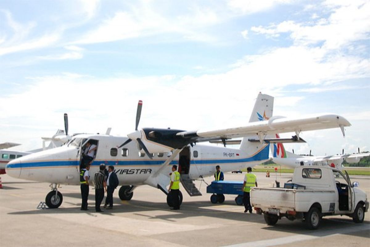 Keluarga teknisi pesawat Aviastar berangkat ke Makassar