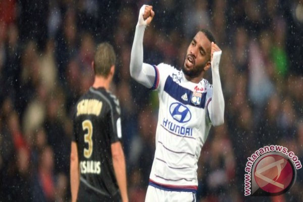 Lacazette bawa Lyon atasi Reims 1-0