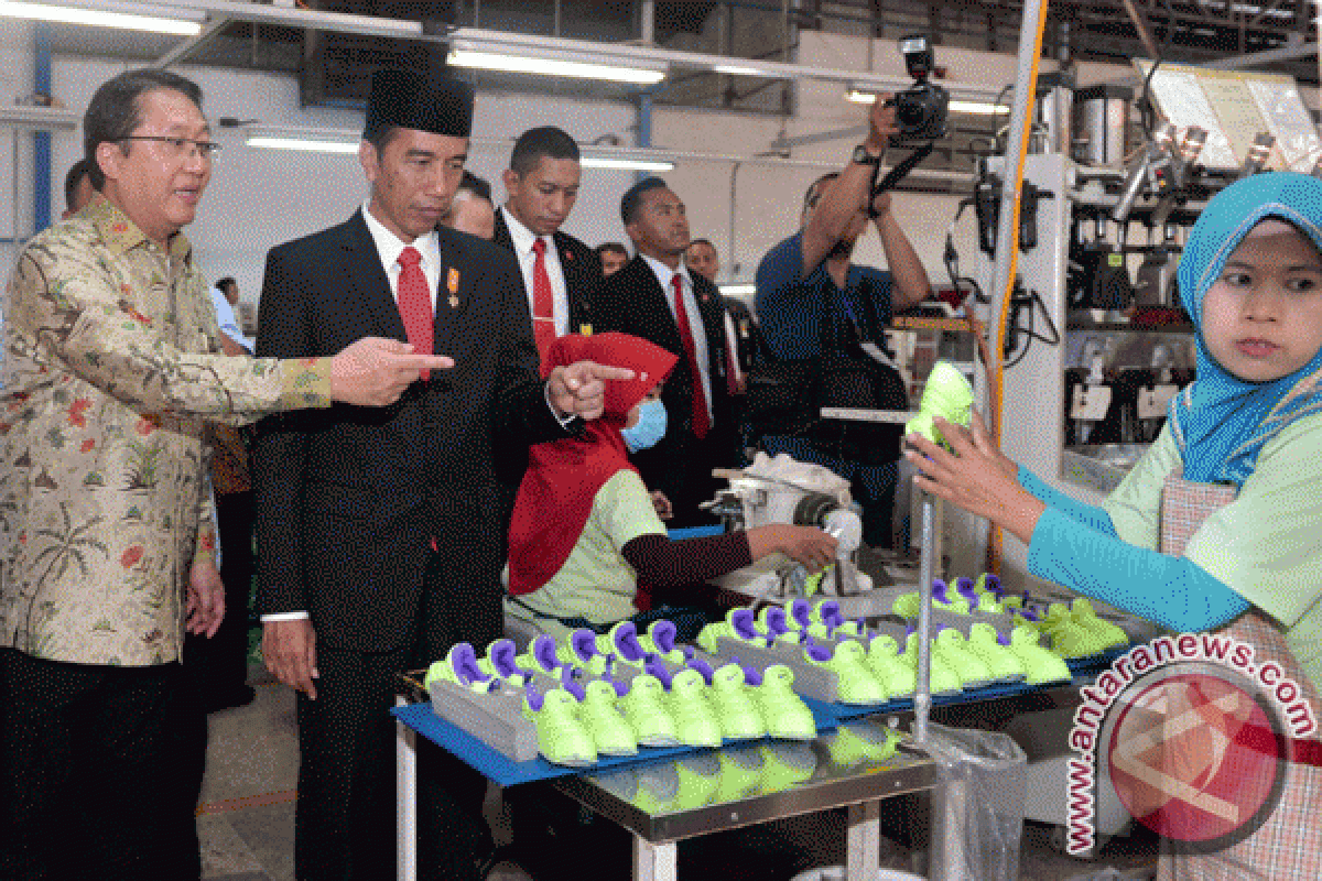 Indonesia targets third position in global footwear industry