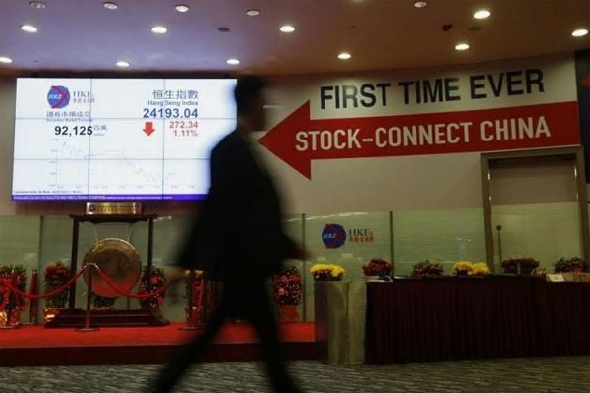 Bursa saham Shanghai naik sedangkan Hong Kong turun