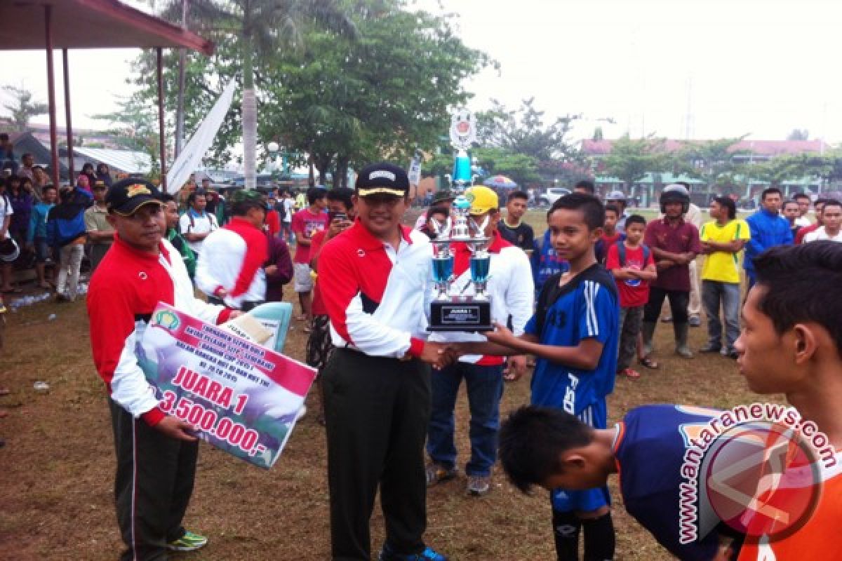 MTSN I Lampihong Juara Dandim Cup 2015