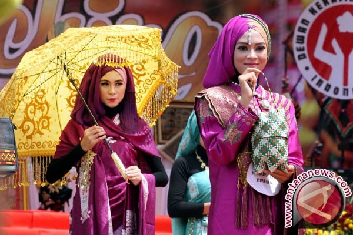 Busana muslim Indonesia menggembrak London