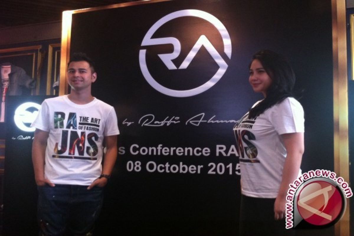 Raffi Ahmad Terjun ke Bisnis Pakaian 