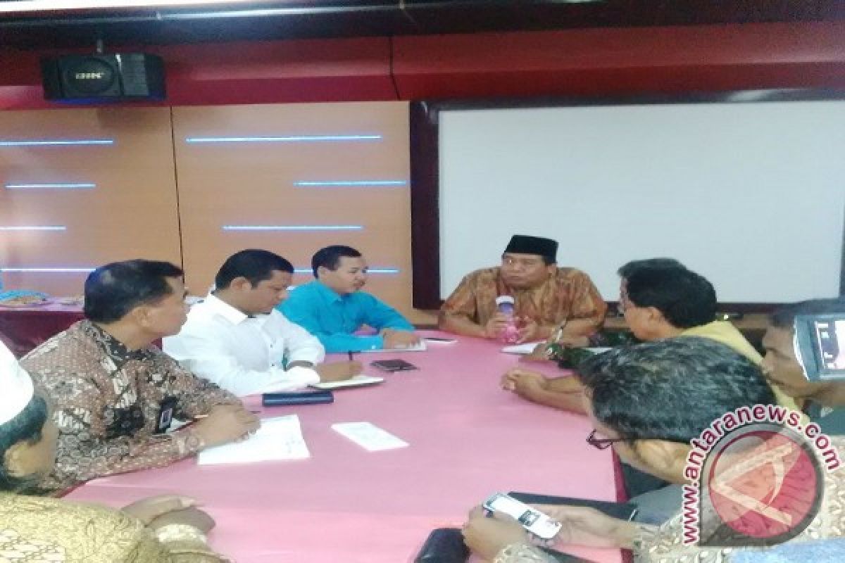 Rasiyo-Lucy Rencanakan Gelar Pertemuan Akbar Guru Madrasah se-Surabaya