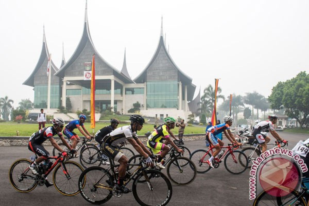 Pebalap Belanda rebut etape tujuh Tour de Singkarak 2015