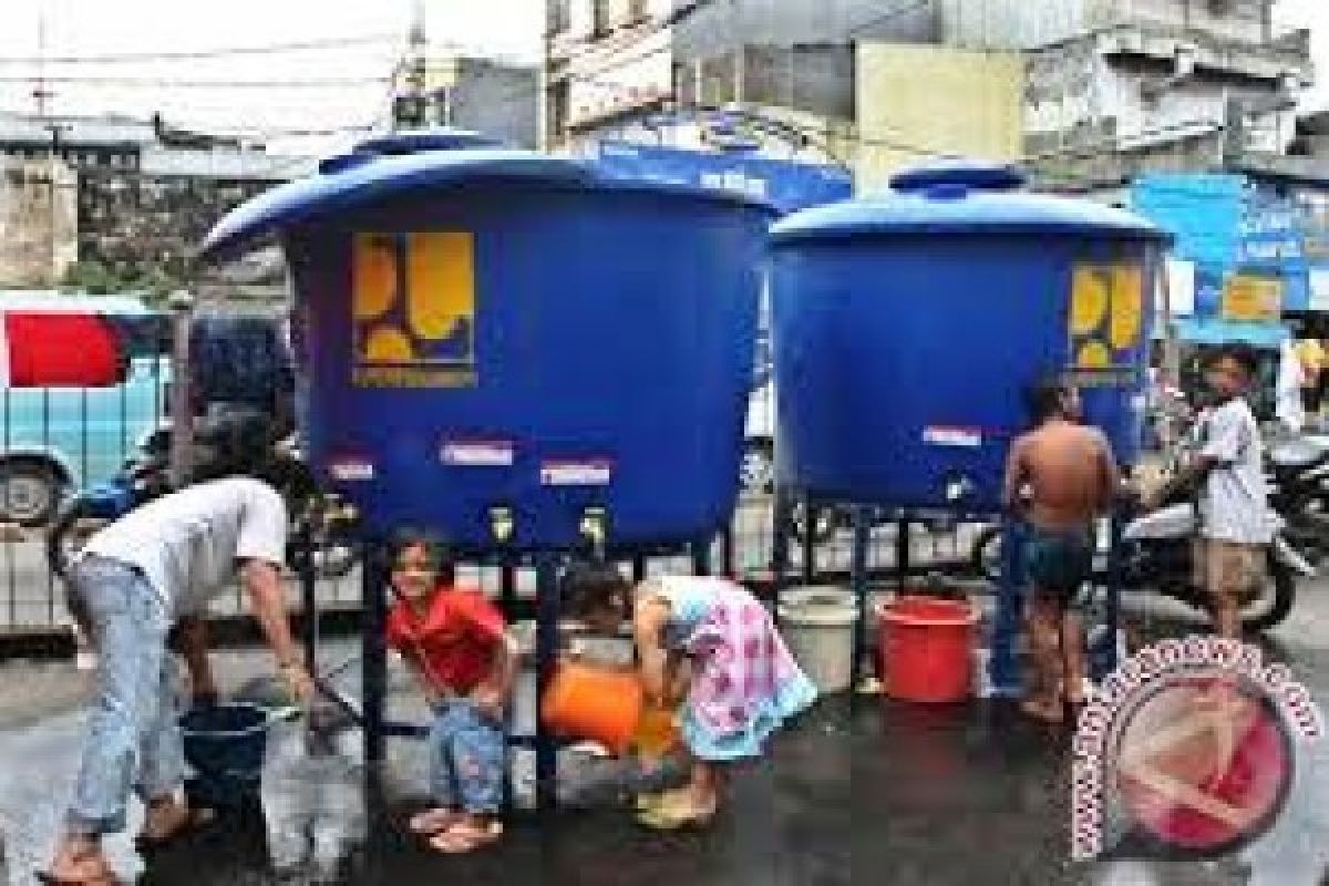 Banten Bangun Sarana Air Bersih 600 Titik