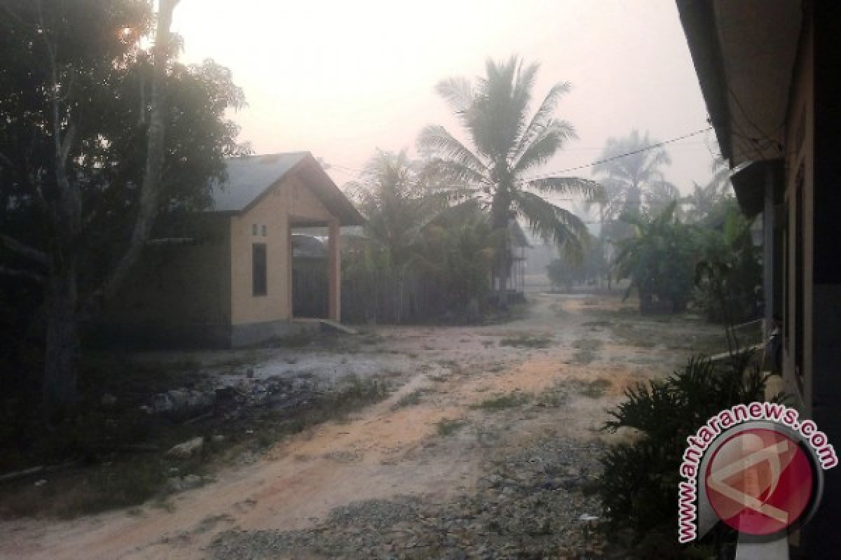 Kabut asap pekat di Penajam pada malam hingga pagi