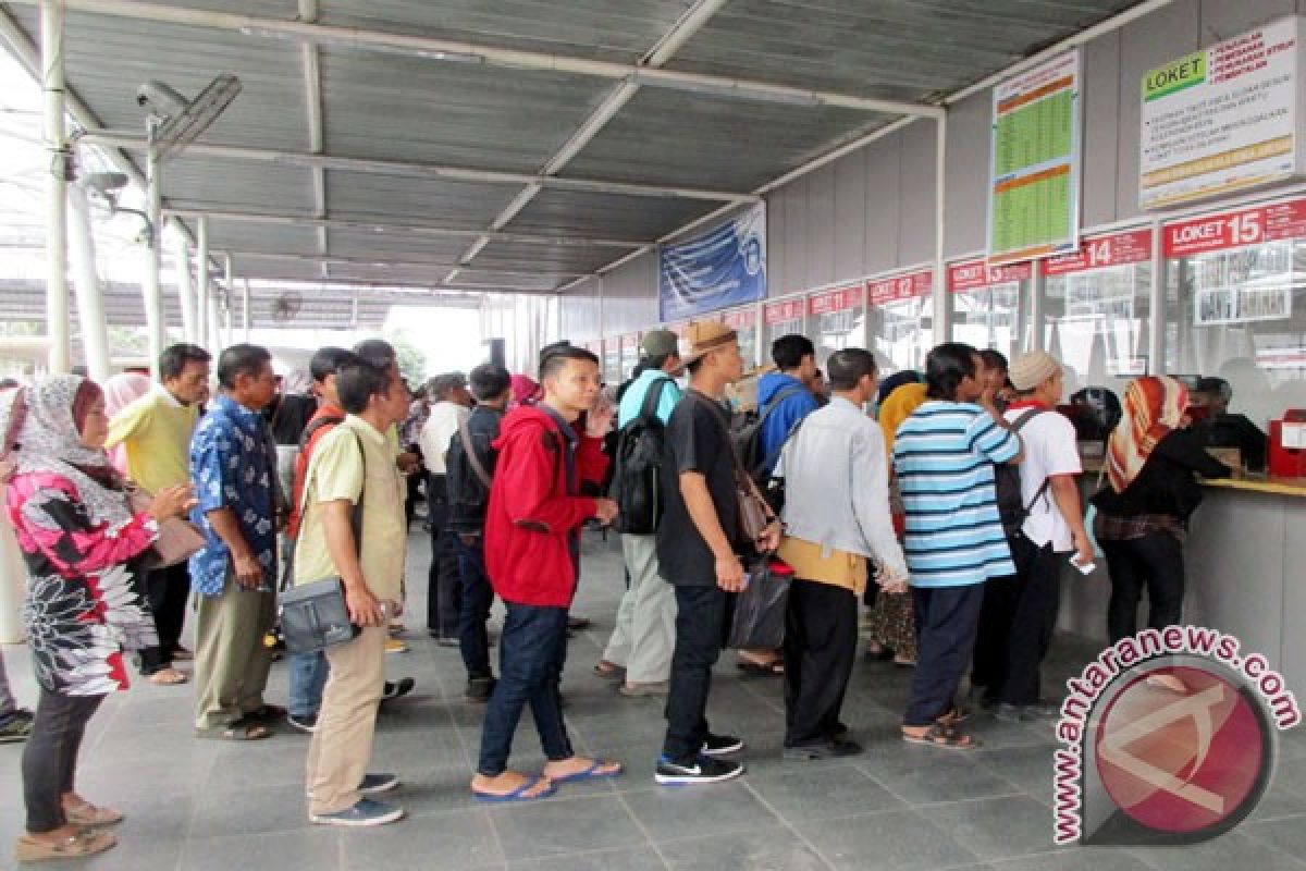 Penumpang Stasiun Bogor mulai gunakan tiket elektronik