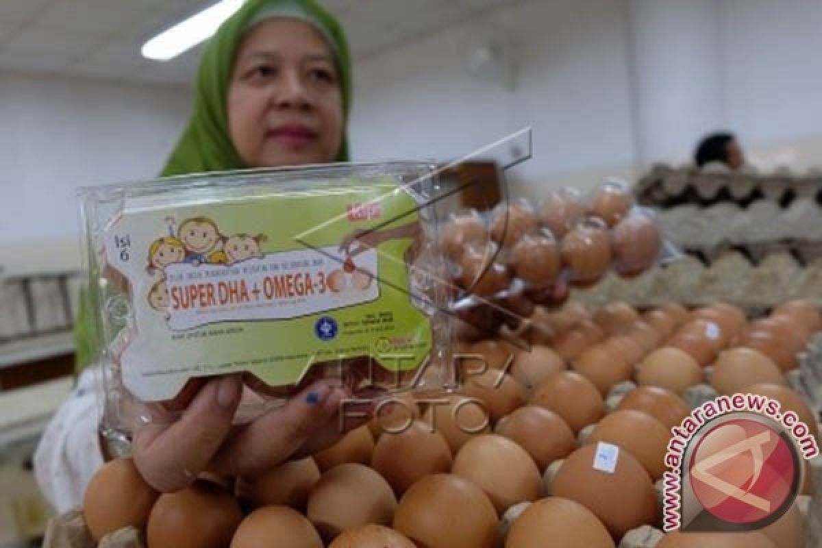 Telur Omega 3 IPB Tembus Pasar Jabodetabek