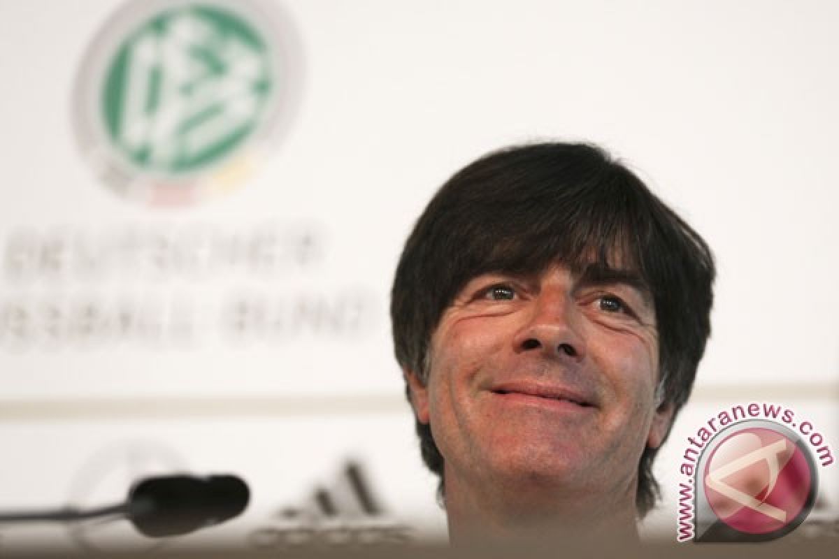 DFB: Joachim Loew tetap melatih Jerman