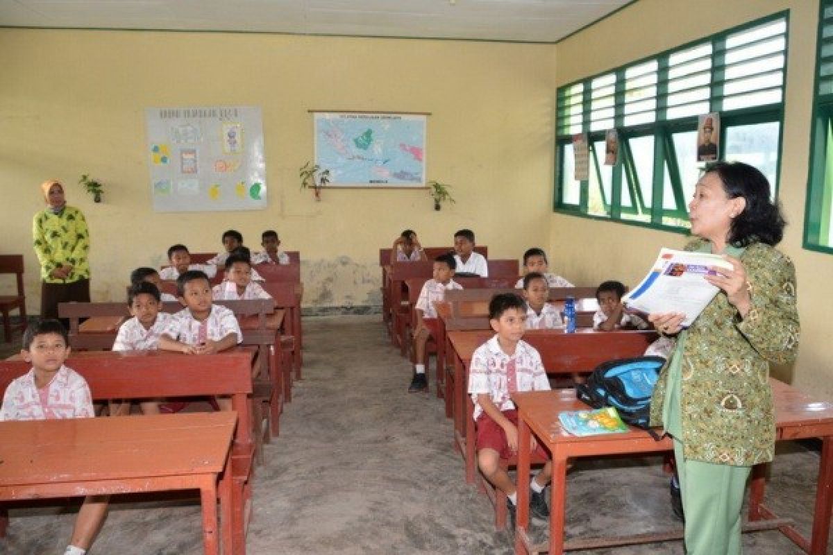 Disdik Biak Numfor replikasi 10 sekolah program literasi