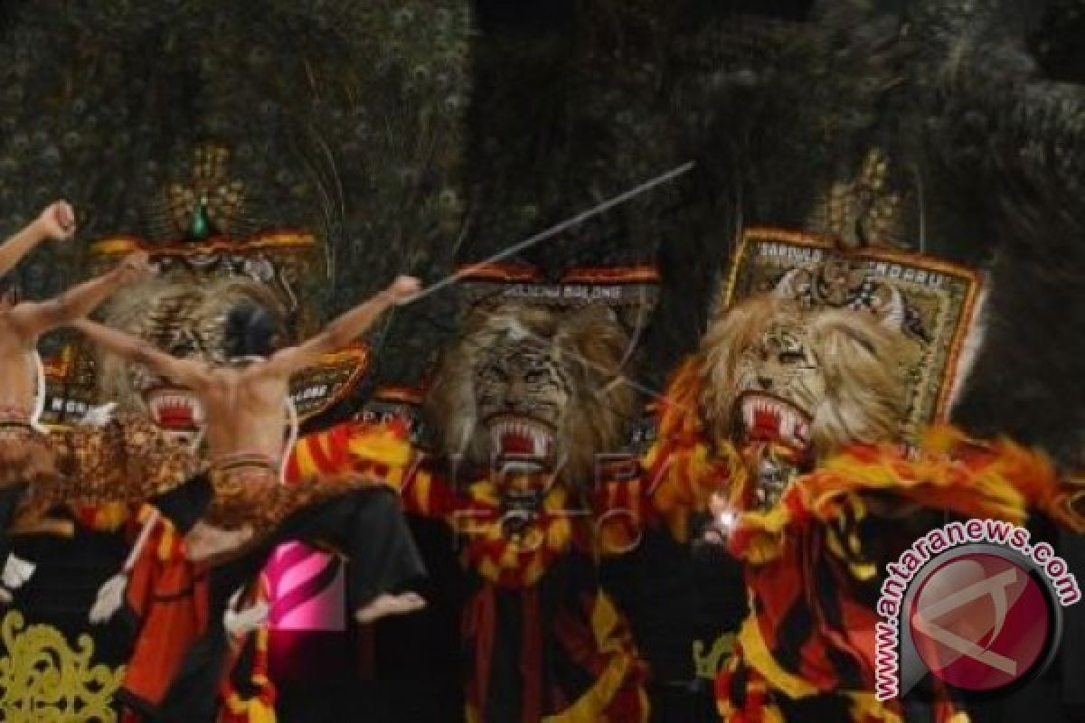 Lamandau Raih Juara Festival Reog Nasional