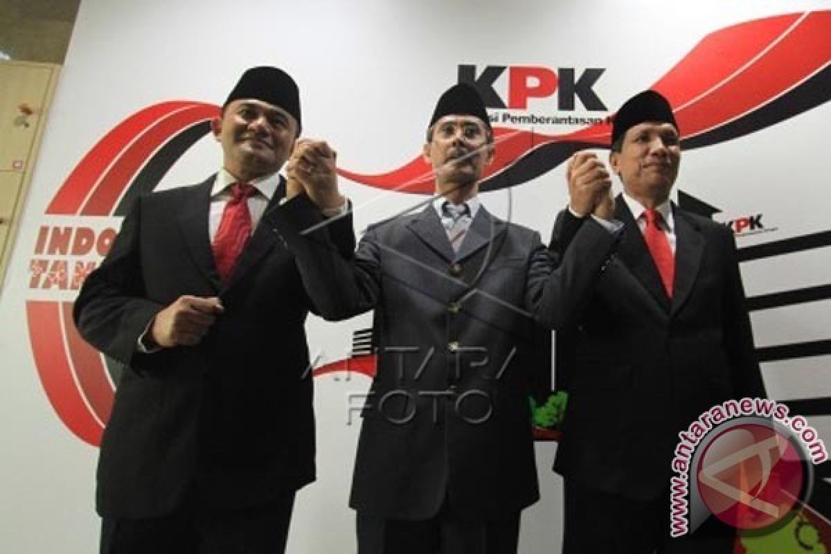 Pimpinan KPK Lantik Tiga Deputi Baru
