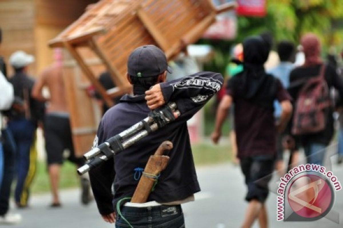 Kedutaan Prancis diserang kelompok bersenjata