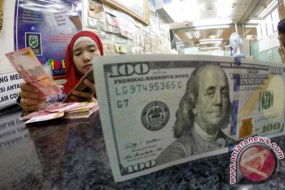 Rupiah selasa pagi melemah menjadi Rp13.891