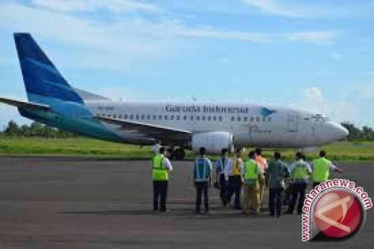 Dua pesawat Garuda Bersenggolan Di Hanggar