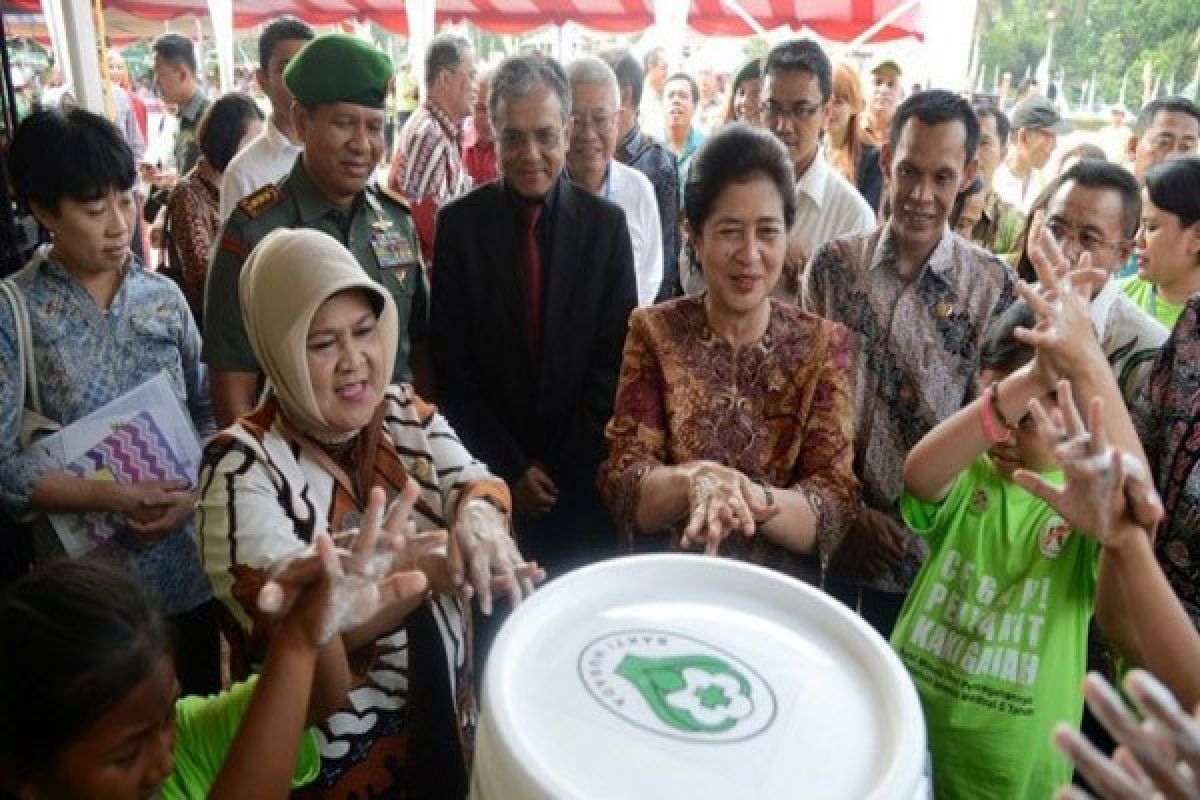  Menkes: Ajarkan anak cuci tangan pakai sabun