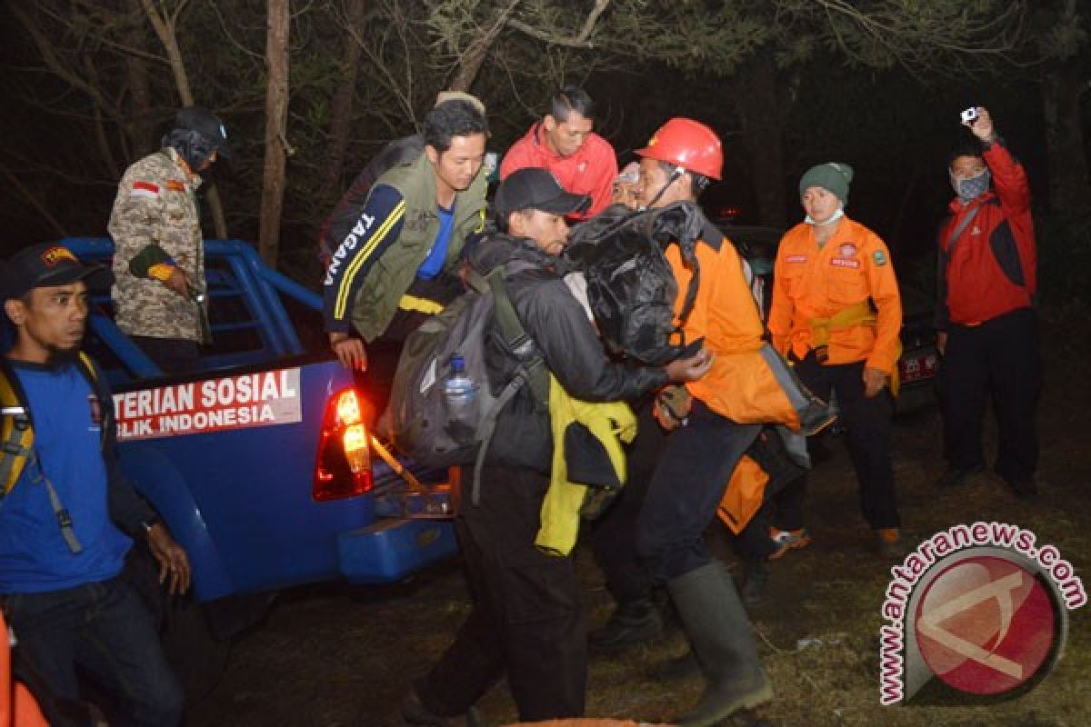 DVI kesulitan identifikasi satu pendaki Gunung Lawu