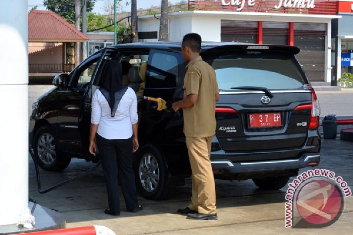 Pekanbaru pangkas jatah BBM mobil dinas