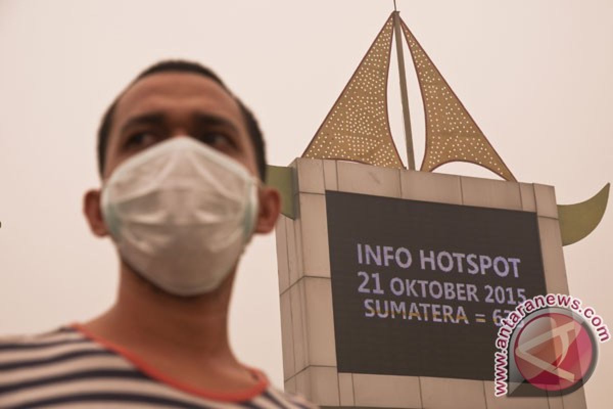 Riau masih dikepung puluhan titik panas