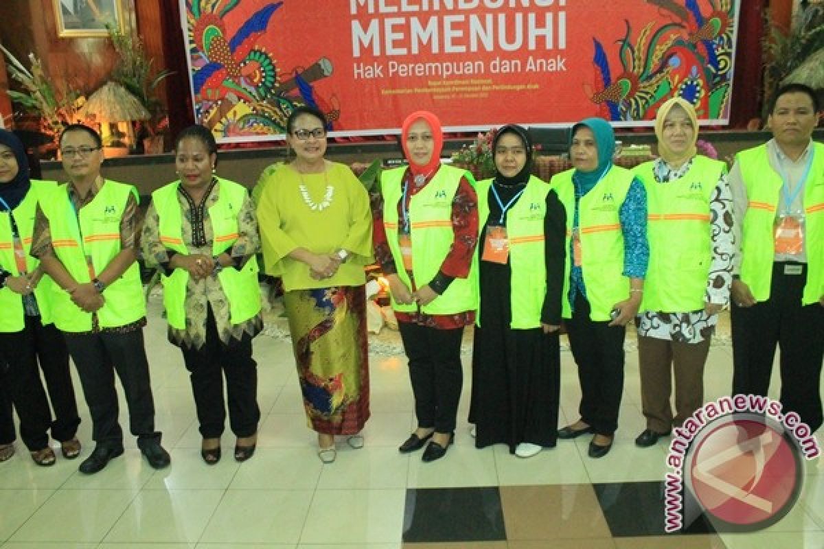 Menteri Yohana kukuhkan 34 perwakilan satgas se-Indonesia