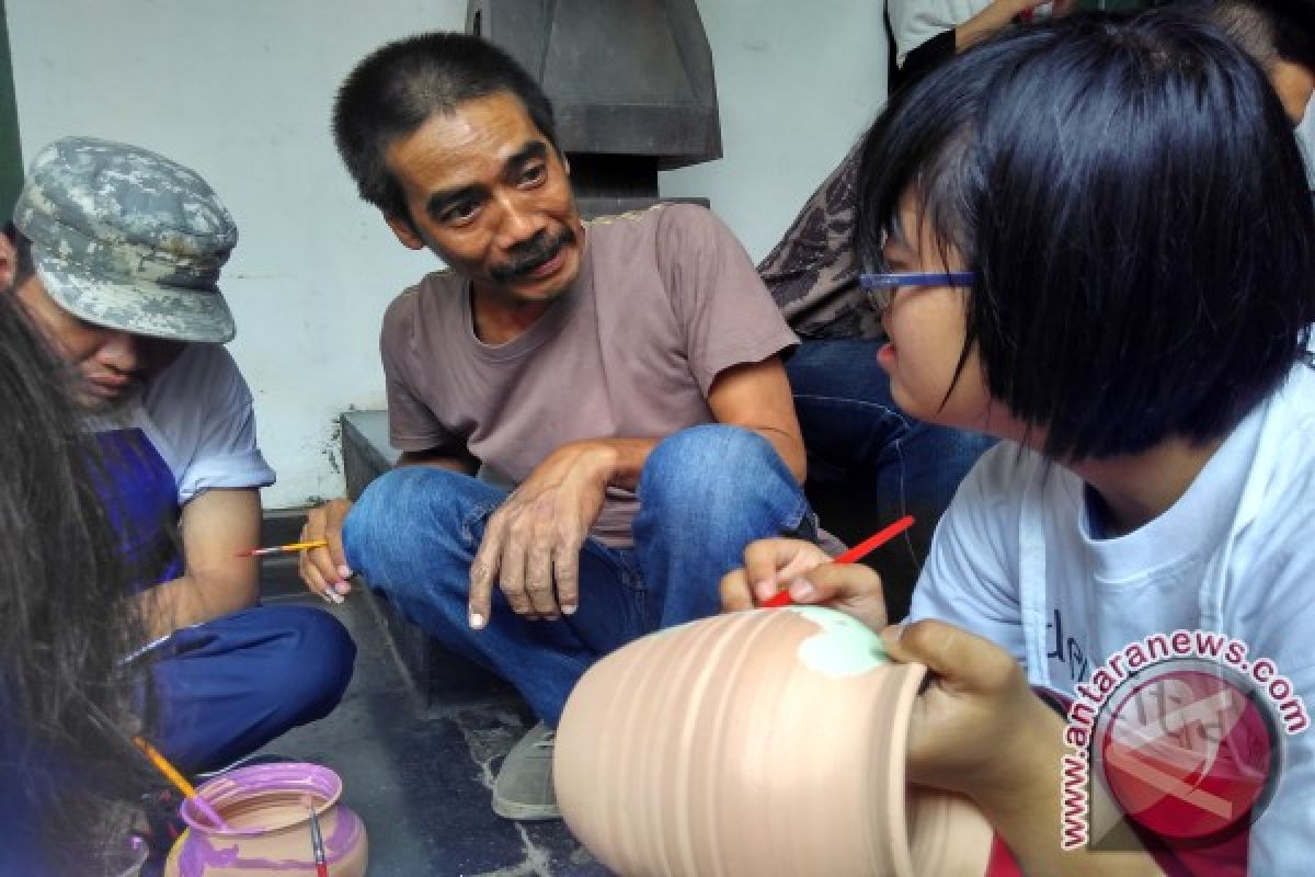 Seni keramik di Indonesia kian dihargai