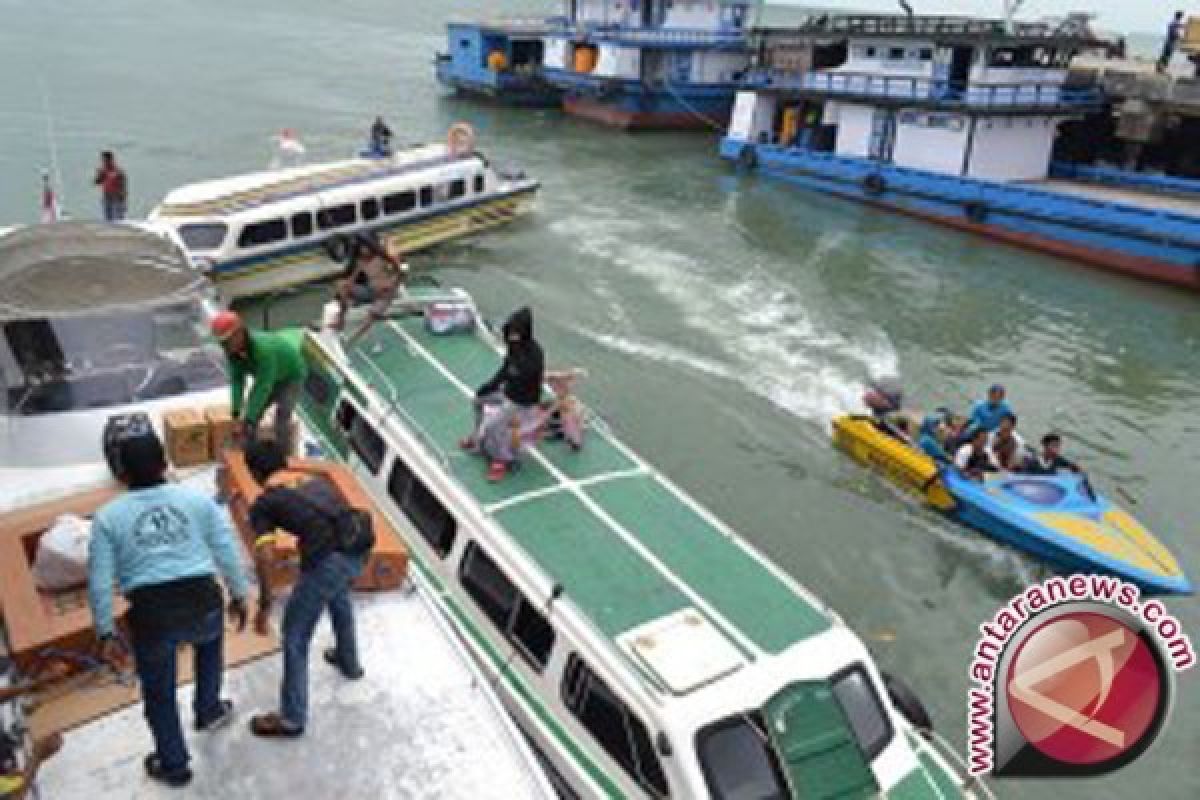 Barge Hit Kelotok, One Killed in Barito River