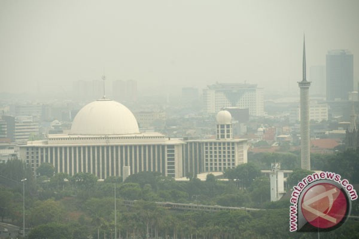 Jakarta mulai terpapar kabut asap