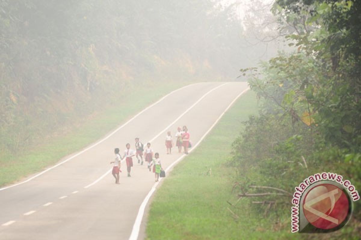 Ketapang bangun jalan Pelang - Batu Tajam dengan dana Rp58, 955 milyar