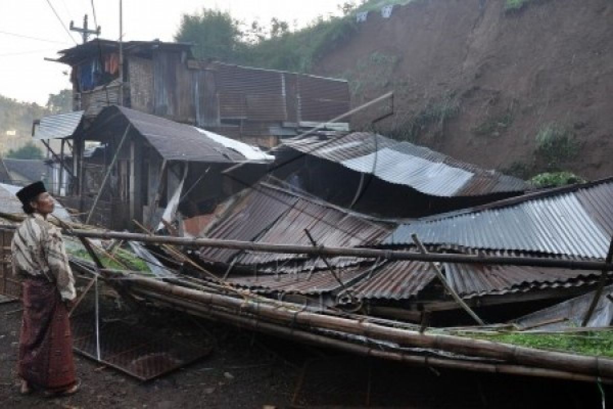 Basarnas Siap Hadapi Bencana Longsor dan Banjir