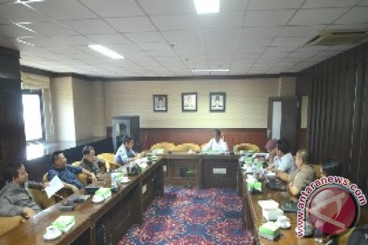   Rapat Internal Pansus Ketenagalistrikan 