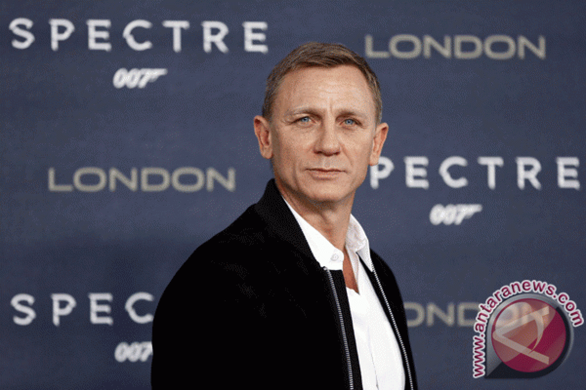 James Bond kembali menggebrak lewat 'Spectre'