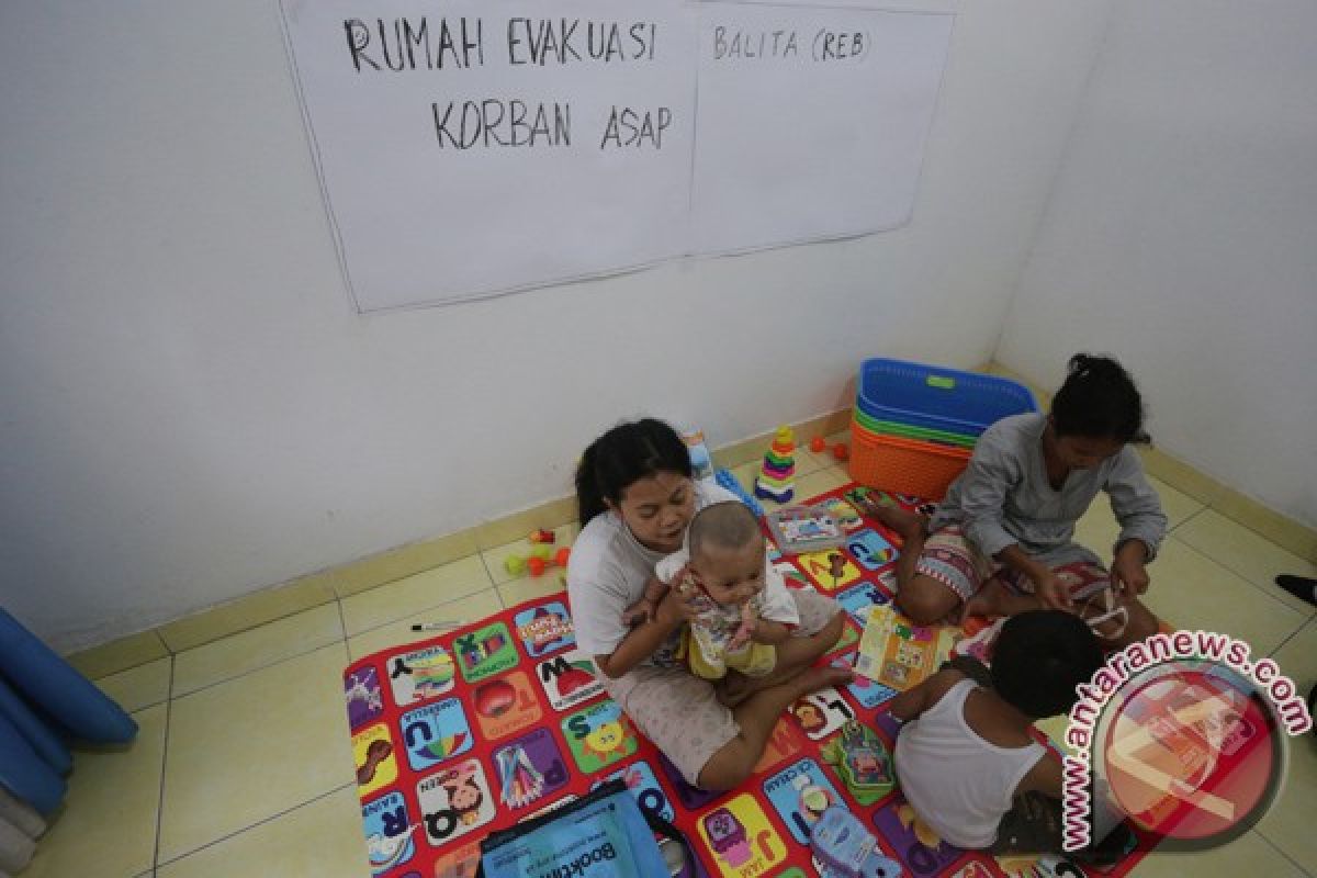 Mensos: Rumah bisa untuk evakuasi korban asap 