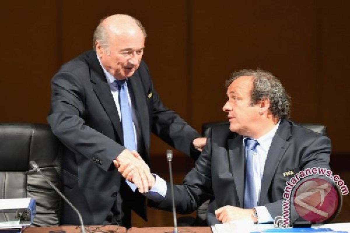 Blatter Salahkan Platini Terkait Krisis FIFA