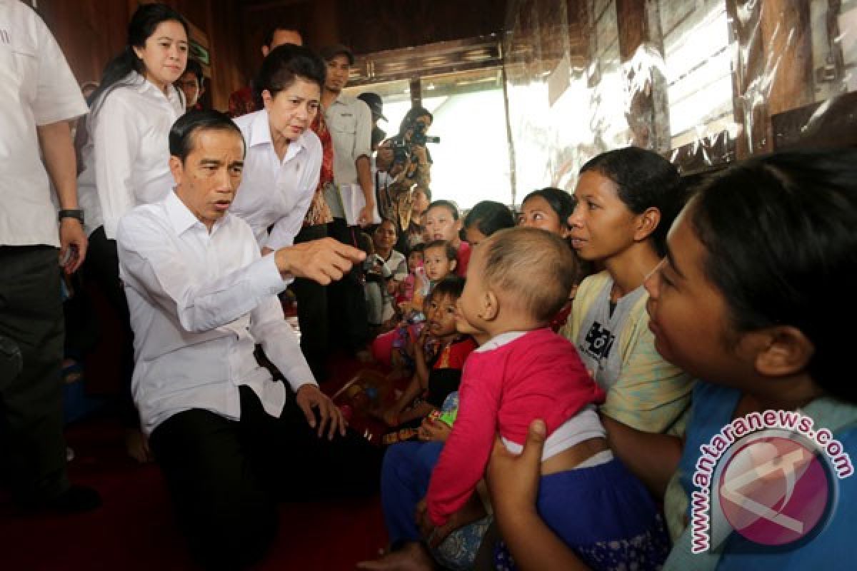 Jokowi sholat Jumat di Masjid Seribu Tiang