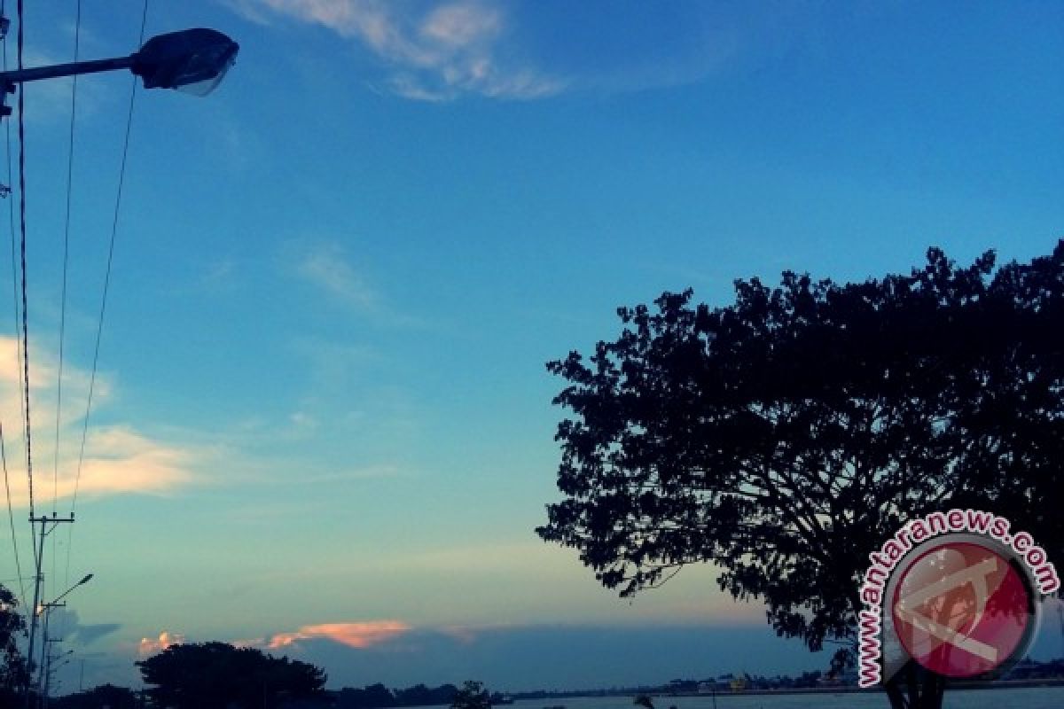 Langit Kaltara Kembali Biru