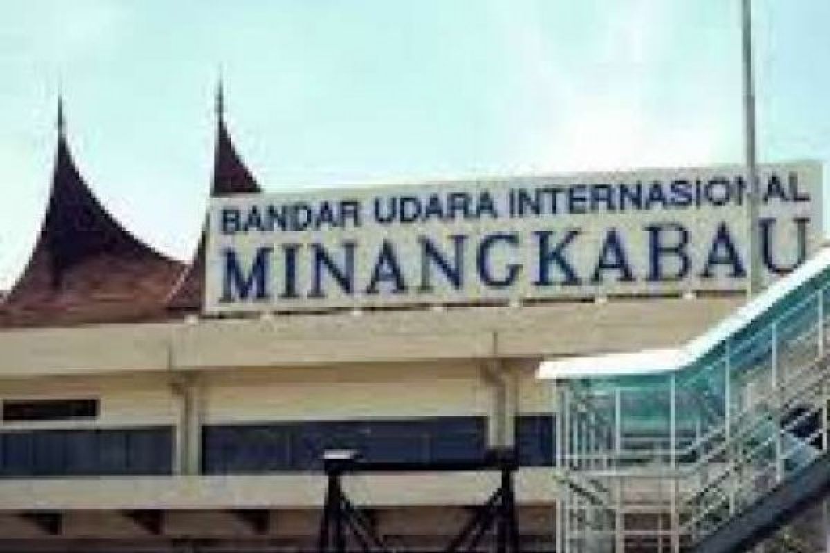 Bandara Minangkabau Dapat Limpahan Penumpang