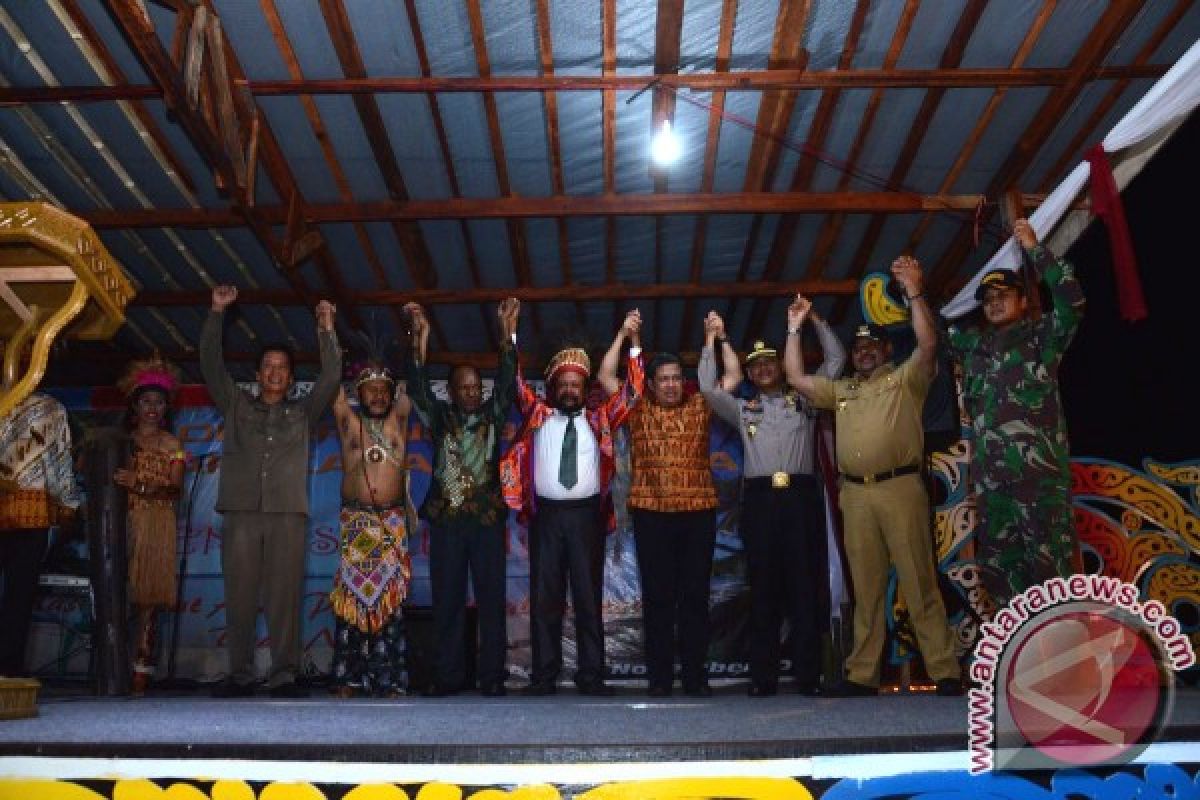 Fahri ajak bangsa gembira untuk konferensi adat Papua