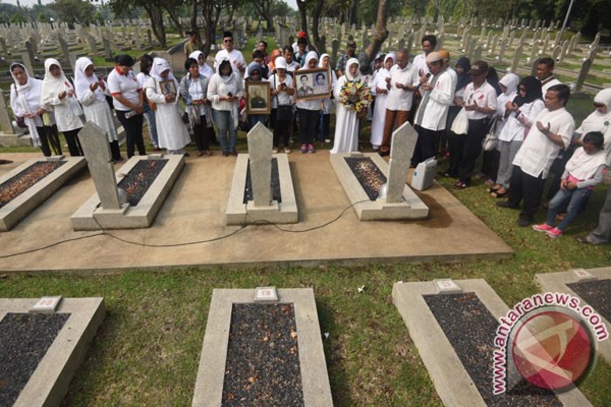 Ahli waris ancam bongkar makam di TMP Kalibata jika digusur