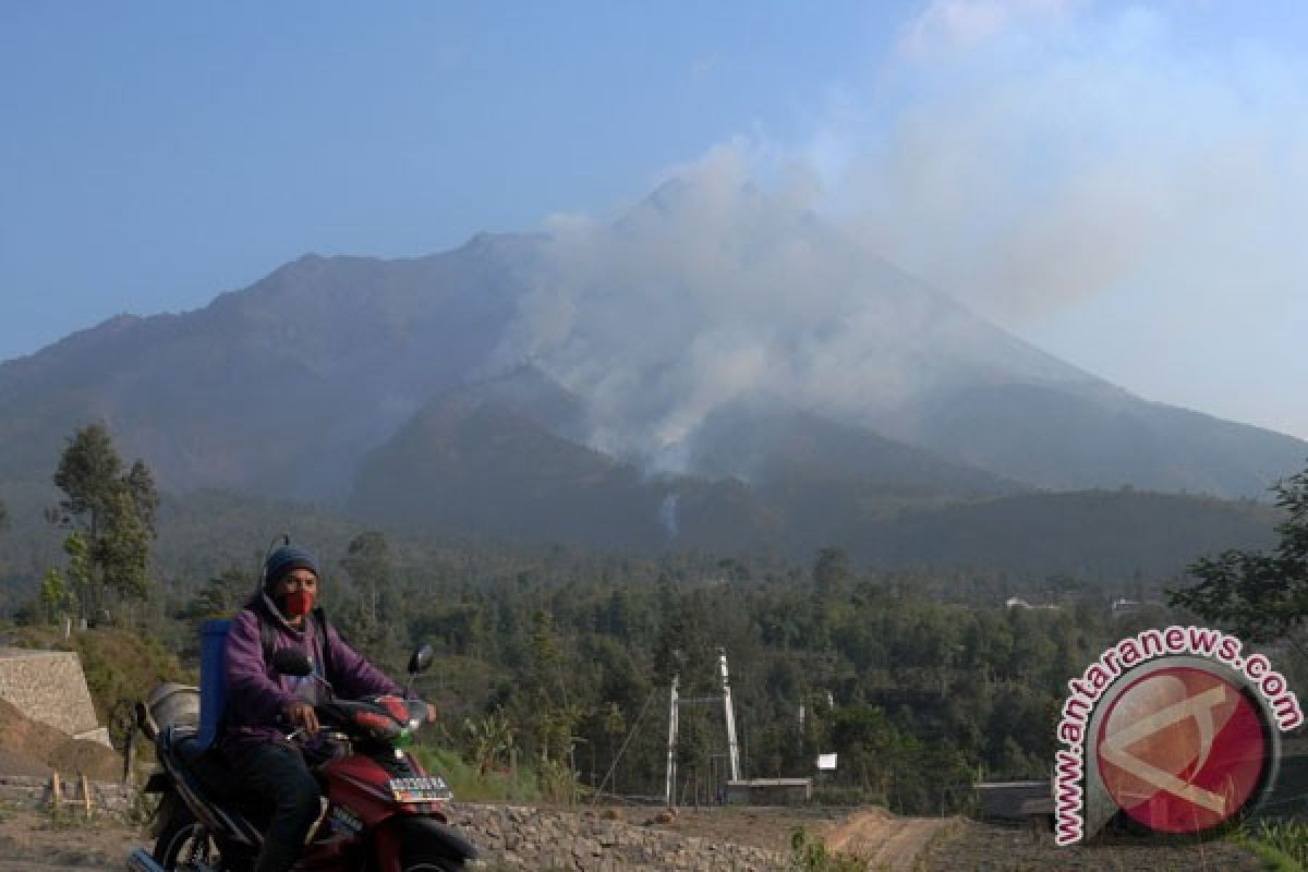 Monumen erupsi Merapi jalur wajib "Volcano Tour"