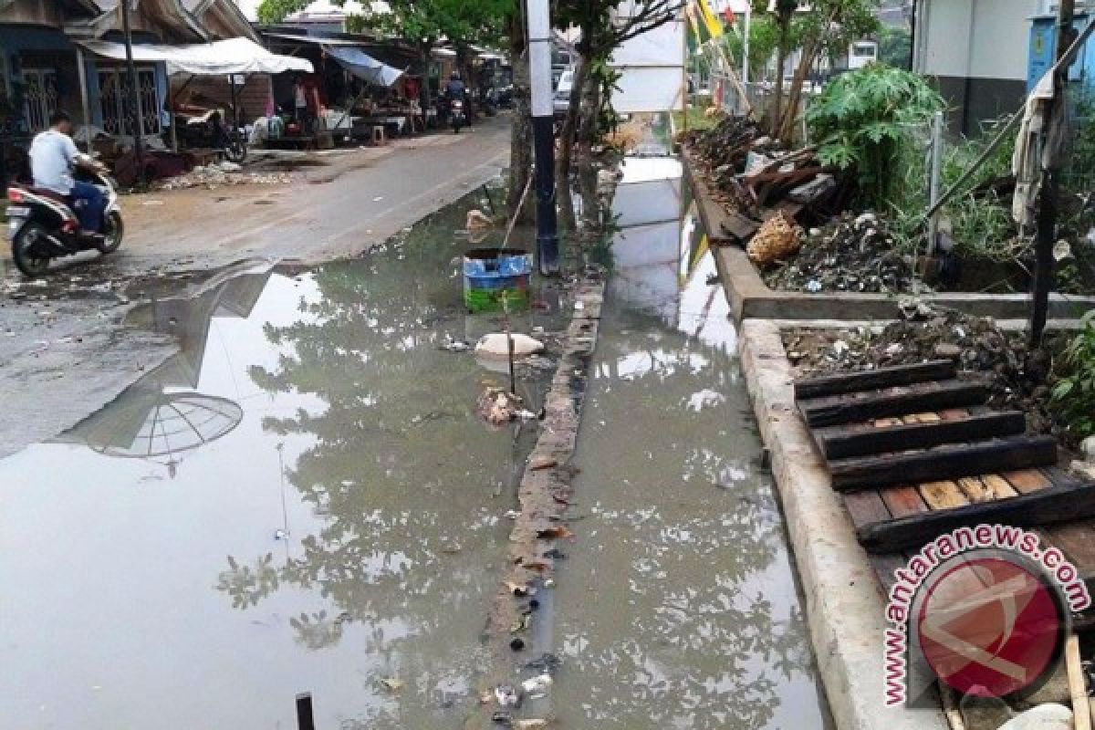 Warga Tuding Dinas PU Tidak Serius Atasi Banjir Perkotaan