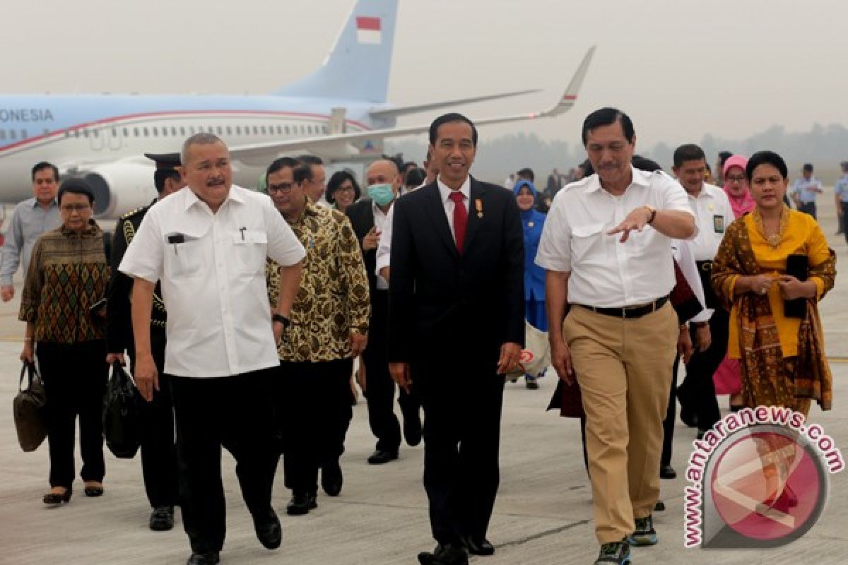 Presiden Jokowi hadiri panggung apung Danau Toba