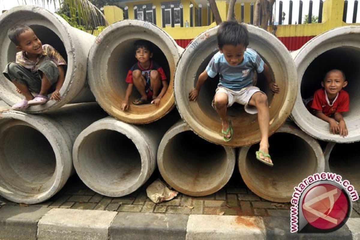 Pemerintah siapkan rehabilitasi sosial untuk anak-anak korban bom