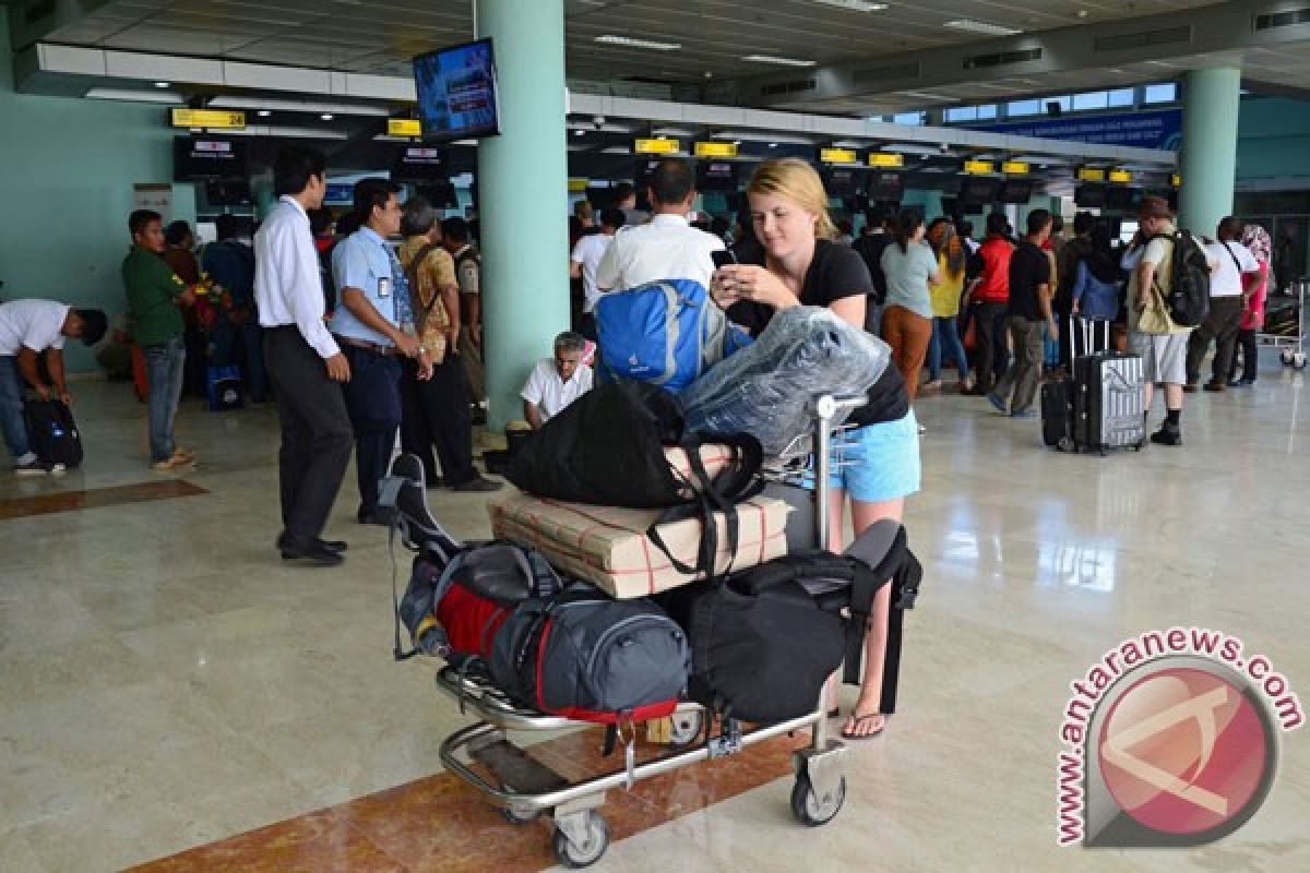 Area komersial Bandara Lombok dibenahi