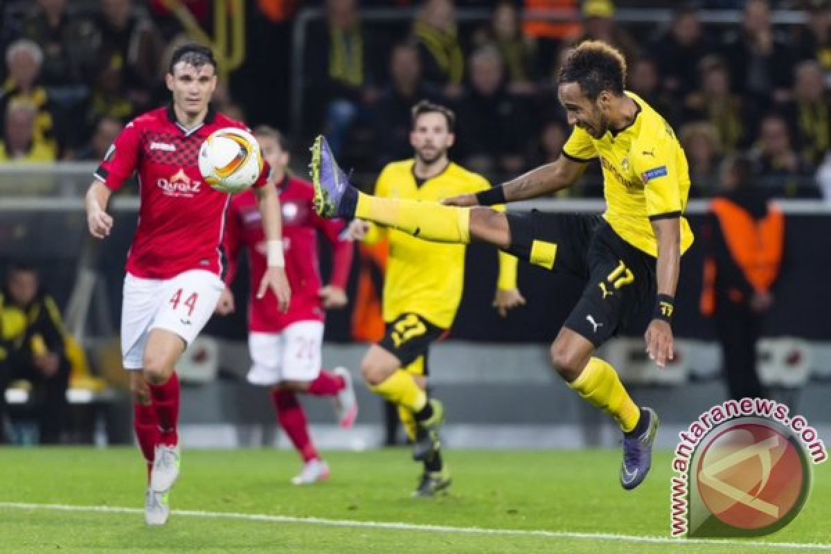 Dortmund melenggang ke 32 besar kalahkan Qabala 4-0