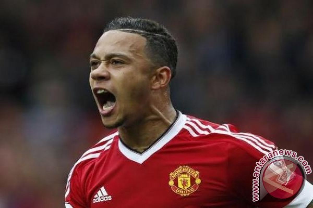 Jose Mourinho melecut Memphis Depay agar bersemangat