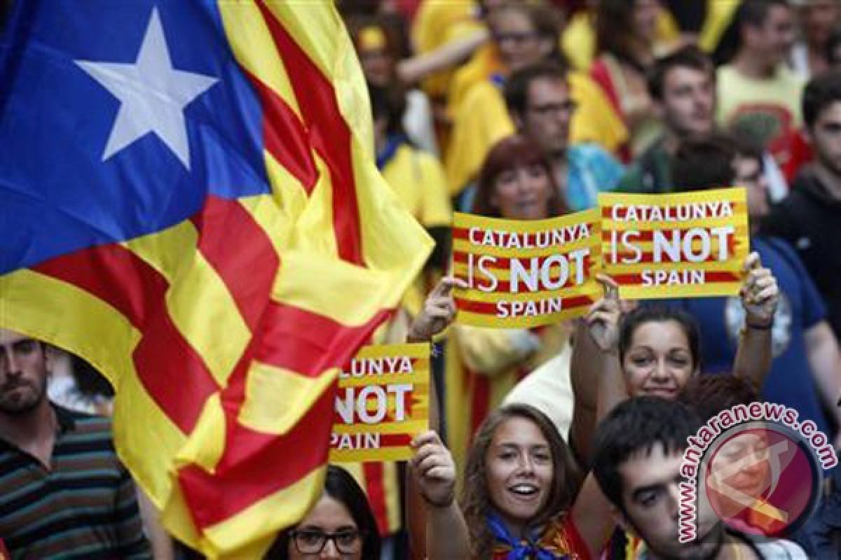 Barcelona kecam larangan pengibaran bendera Catalonia