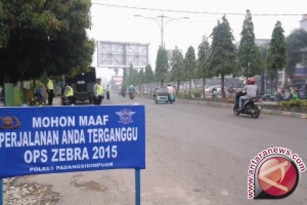 Polres Padangsidimpuan Menilang 695 Pelanggar Operasi Zebra 2015