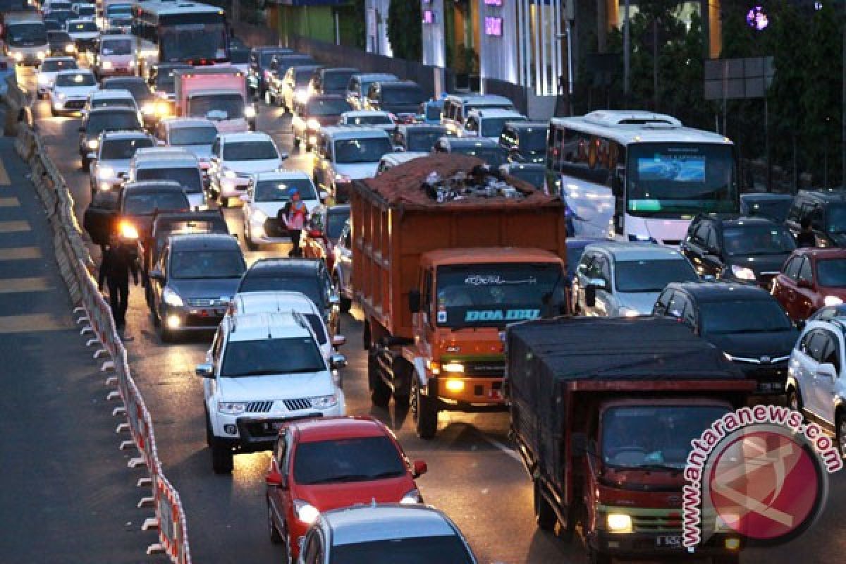 Bekasi cek kualitas udara di jalan-jalan protokol