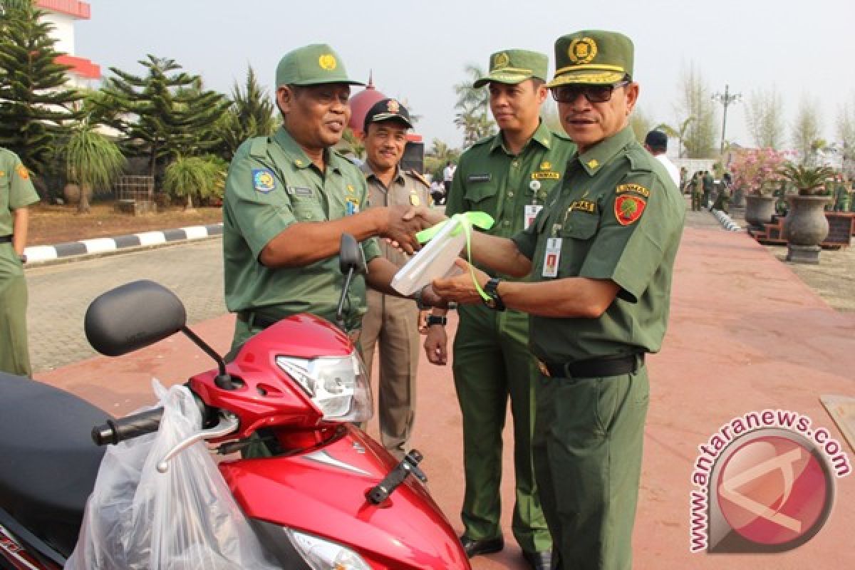 Pemda Bagikan 57 Kendaraan Tingkatkan Mutu Pendidikan 